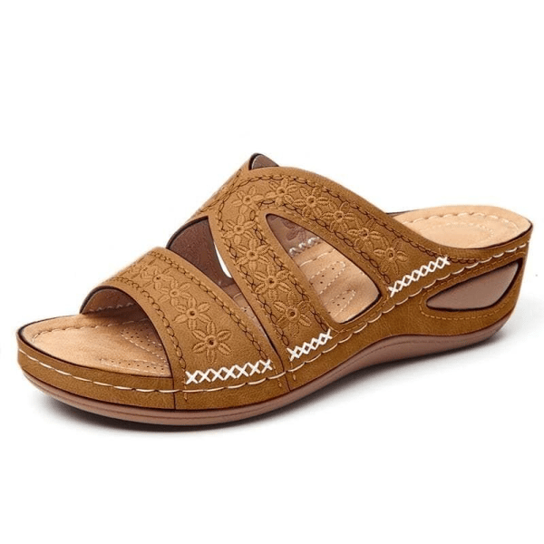 High-quality Slip-on Sandals With A Thick Platform